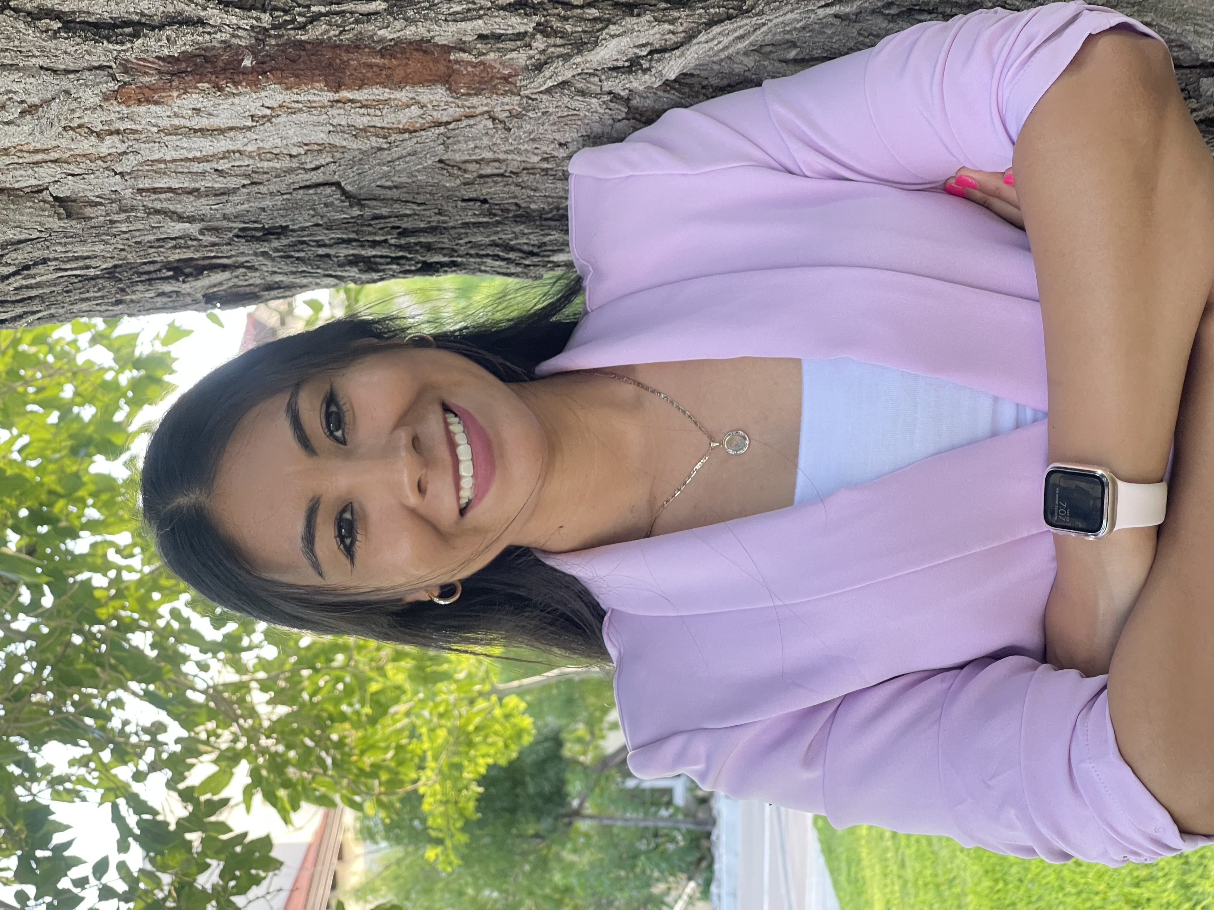 Headshot of Elizabeth Zavala