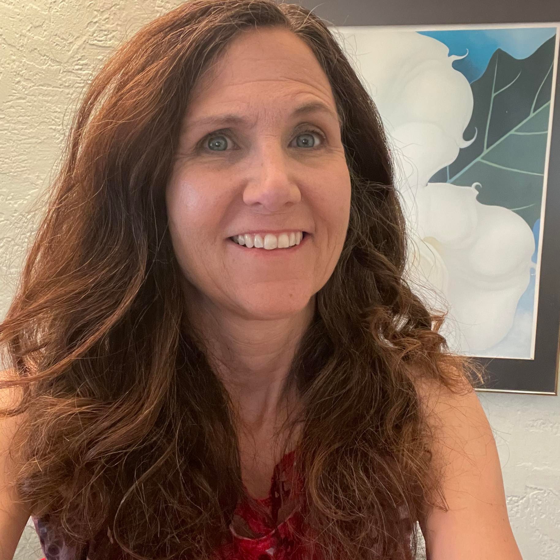 Headshot of Sue Ruth